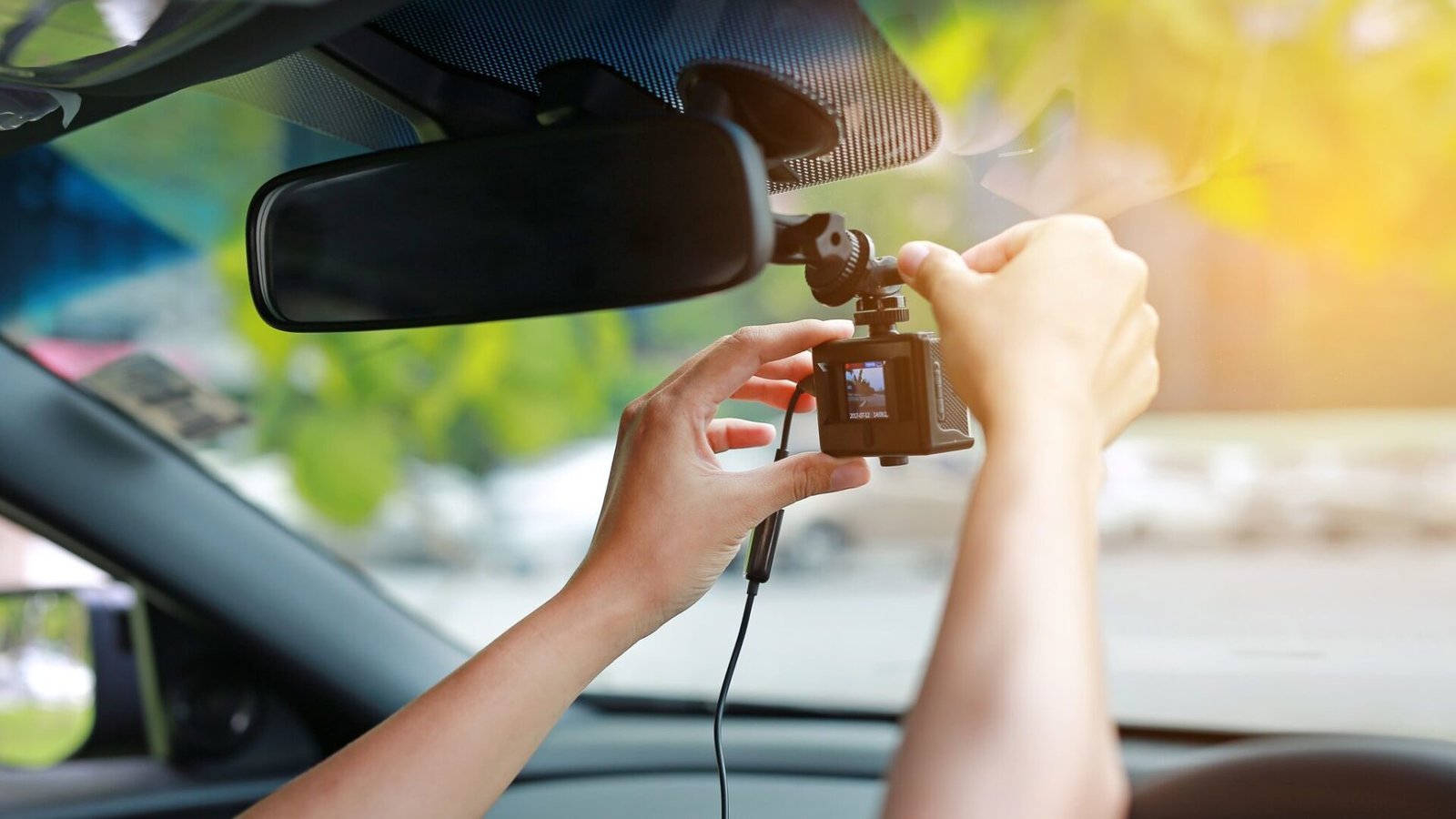 Dash cams and discounts: How tech can lower your premiums